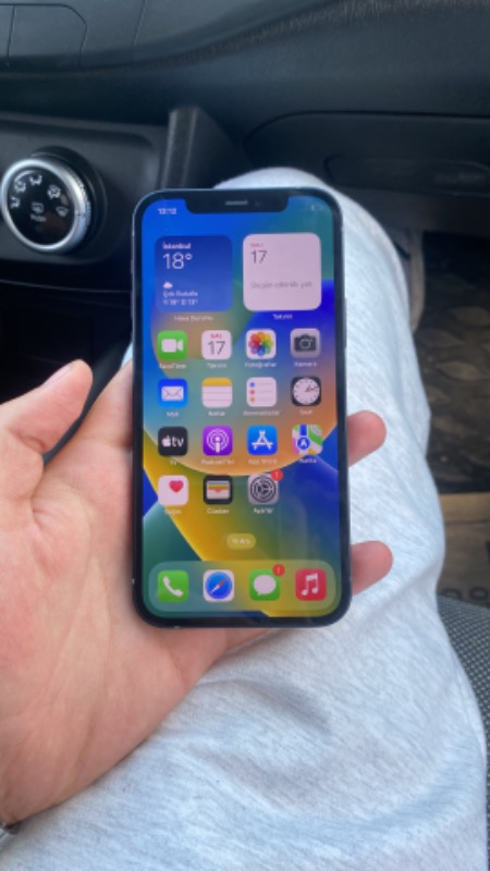 iPhone 12 64 GB