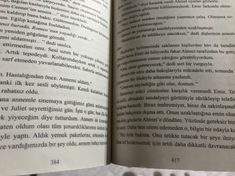 Kırmızı Kurabiye - Zeynep Sahra