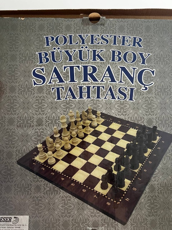 Lüks Satranç Takımı Ahşap Figür (3 Numara)