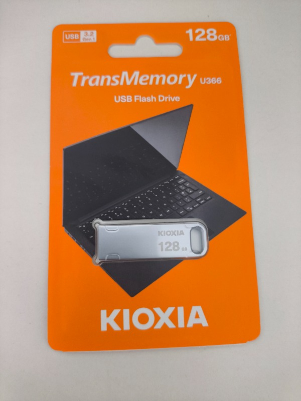 Kioxia 128GB U366 Metal Usb 3.2 Gen 1 Flash Bellek (LU366S128GG4)