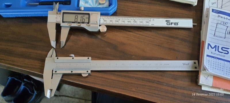 Gfb Dijital Kumpas Paslanmaz Çelik Gövde 150MM Plastik Kutusunda