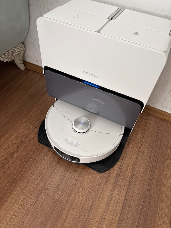 Roborock S8 Maxv Ultra Akıllı Robot Süpürge Beyaz
