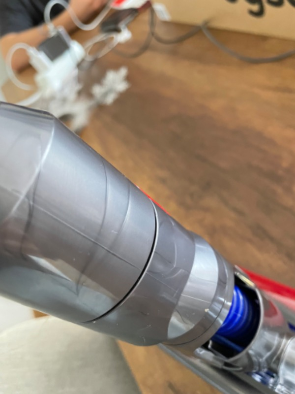 Dyson V8 Absolute (Gümüş/nikel)