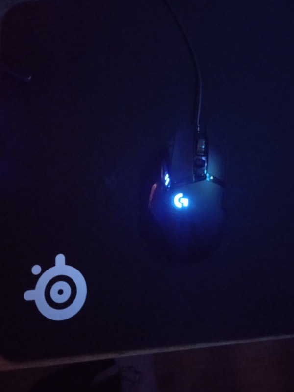 Logitech G G502 HERO LIGHTSYNC 25.600 DPI Yüksek Performanslı Kablolu Oyuncu Mouse - Siyah