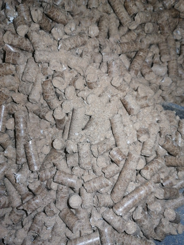 Quickpine Çam Pelet Yakıt - 15 kg