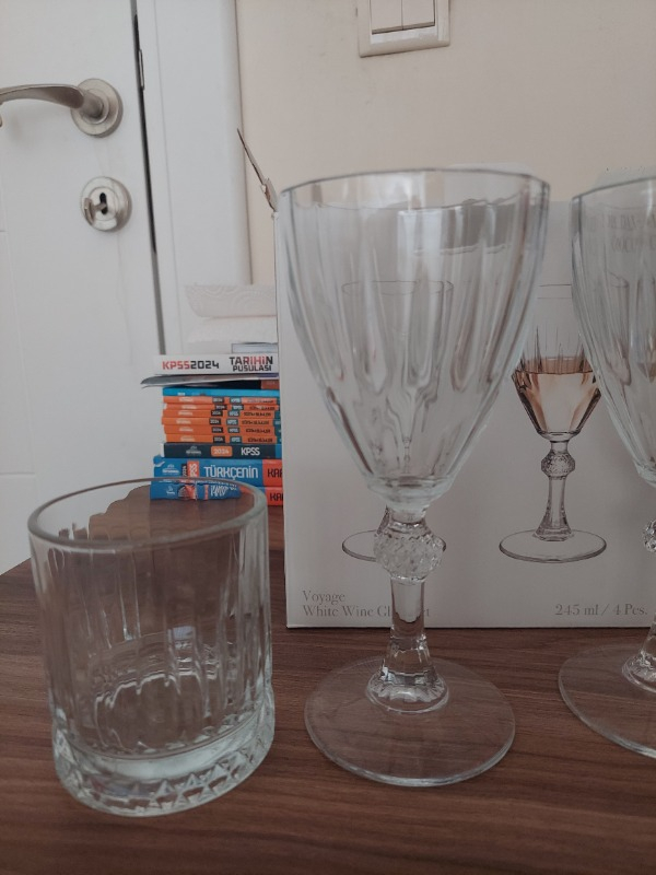 Madame Coco Voyage 4'lü Beyaz Şarap Kadehi Seti 245 ml
