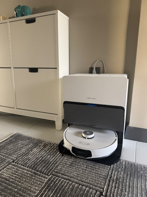Roborock S8 Maxv Ultra Akıllı Robot Süpürge Beyaz
