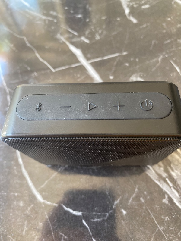 Grundig Solo+ Bluetooth Hoparlör Siyah