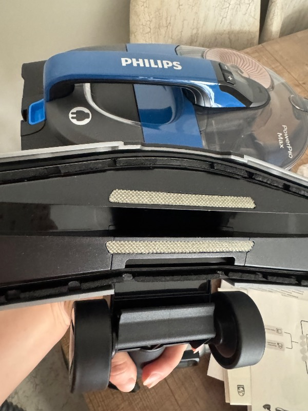 Philips 7000 Serisi PowerPro Max Torbasız Elektrikli Süpürge, 750W, PowerCyclone 8, Alerji Kilit Sistemi, TriActive+ Başlık, FC9749/07 