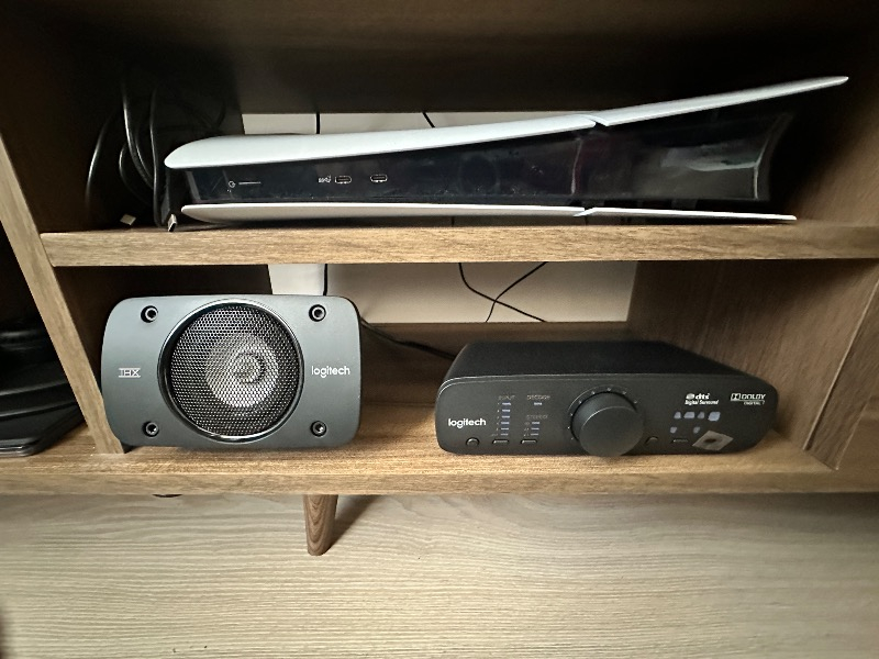 Logitech Z906 500 Watt 5.1 Surround Ses Hoparlör - Siyah