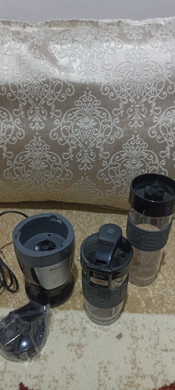 Arzum AR1032 Shake’N Take Kişisel Blender - Siyah