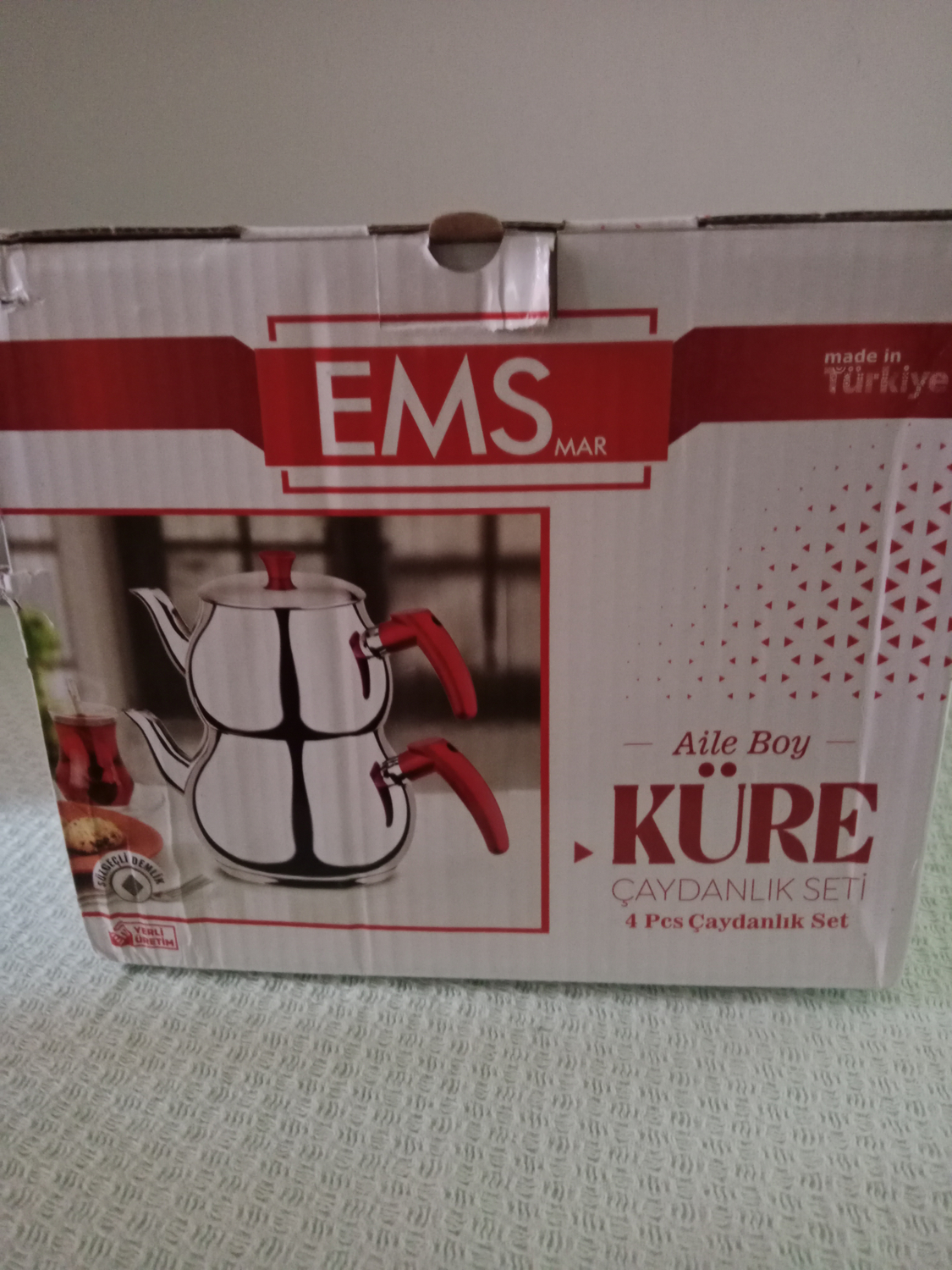 Ems Paslanmaz Çelik Çaydanlık - Ergonomik, Isı İletmeyen Kulp ve Kendinden Süzgeçli Aile Boyu