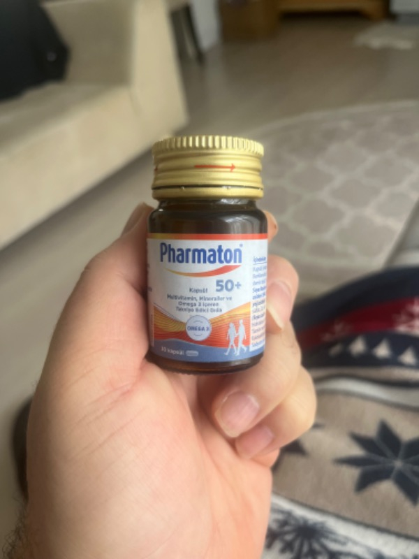Pharmaton 50 Plus 60 Kapsül - Omega 3, Multivitamin ve Mineraller