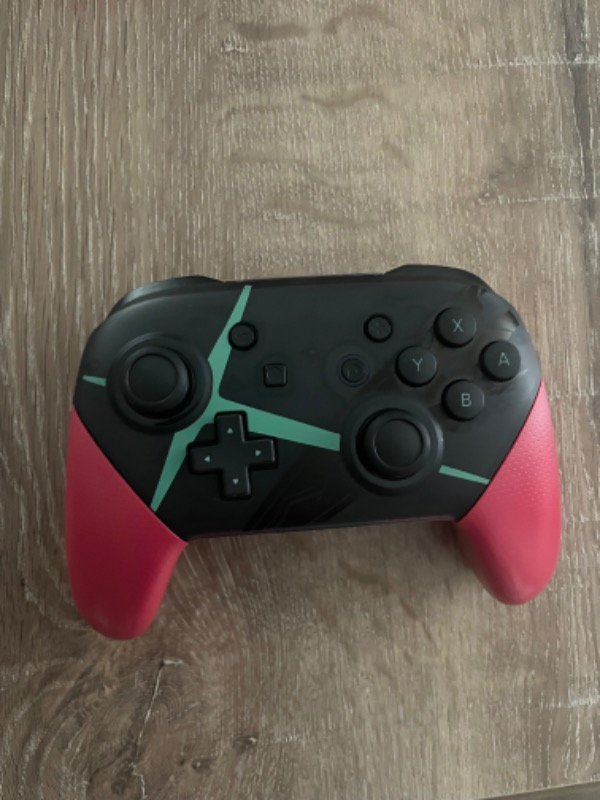 Nintendo Switch Pro Controller Xenoblade Chronicles 2 Edition