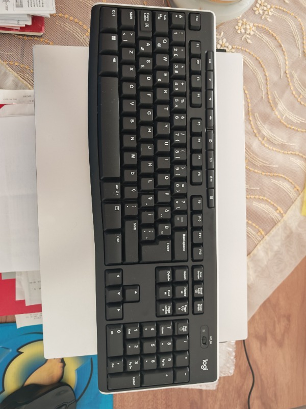 Logitech K270 Tam Boyutlu Kablosuz Türkçe Klavye - Siyah