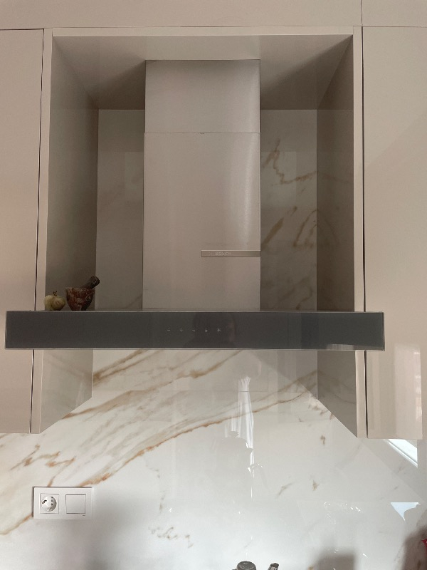 Bosch Serie | 4 Duvar Tipi Davlumbaz 60 cm Dark Silver DWB67BK70T