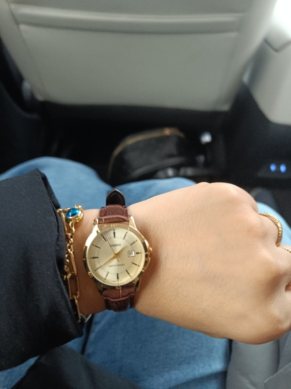 Casio Standart LTP-V004GL-9AUDF Kadın Kol Saati
