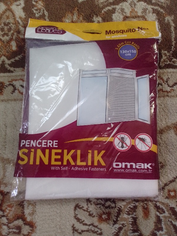 Omak Pencere Sinekliği 130 x 150 cm