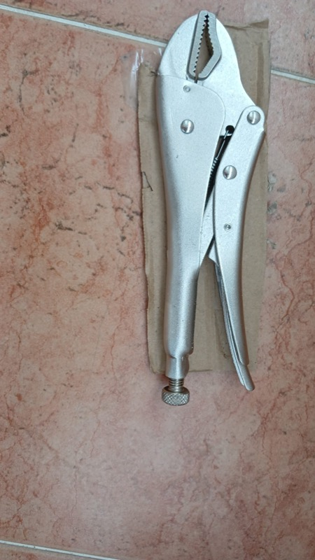 İzeltaş Üniversal Ayarlı Pense 250 Mm