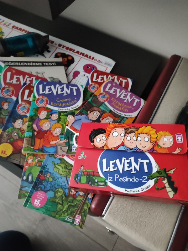 Levent İz Peşinde 2 Set - Mustafa Orakçı