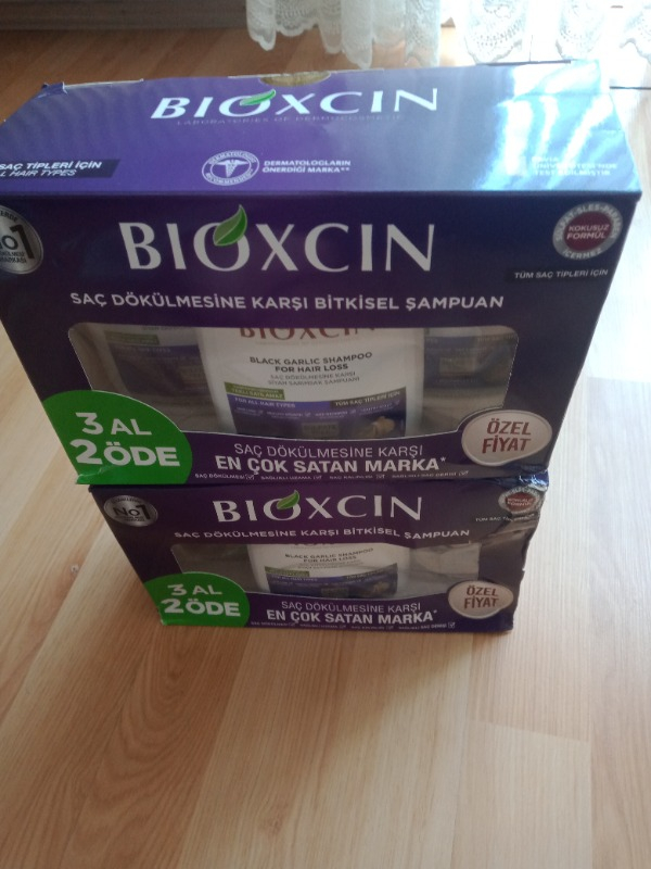 Bioxcin Siyah Sarımsak Şampuanı 3 al 2 öde (3x300ml)