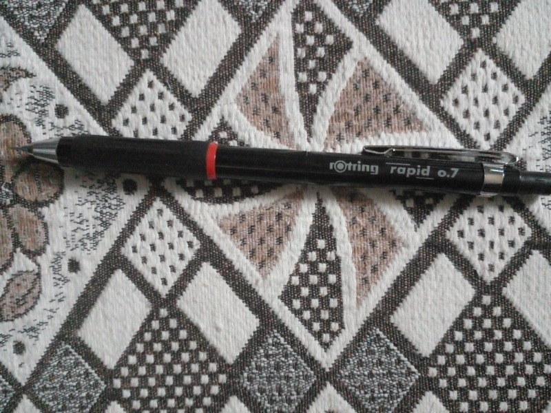 Rotring Rapid 0.7 mm Siyah Versatil Kalem