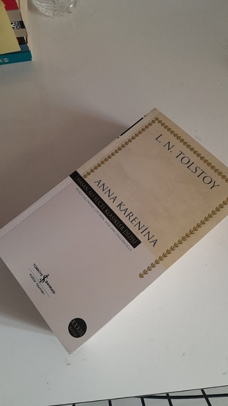 İş Bankası Kültür Yayınları Anna Karenina Lev Nikolayeviç Tolstoy Ciltsiz 1072 Sayfa Edebiyat Eseri
