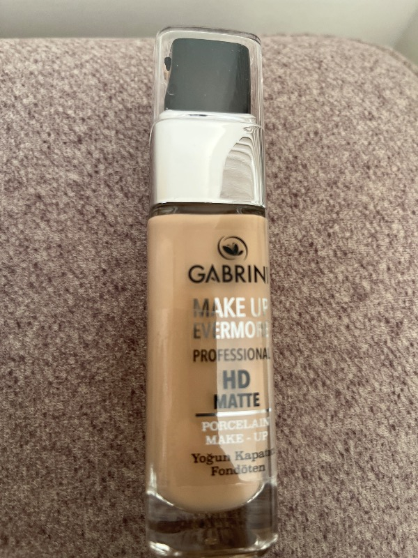 Gabrini Hd Matte Foundation 01