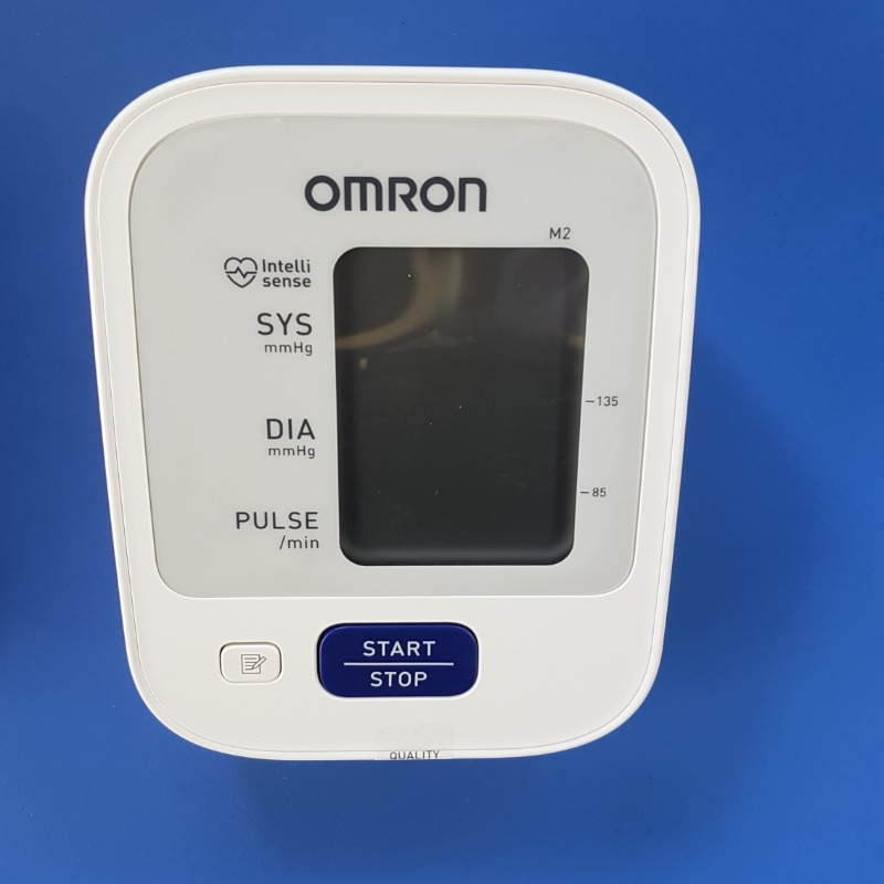 Omron M2 Hem-7121-E (7143-E) Hafızalı Üst Koldan Ölçer Dijital Tansiyon Aleti