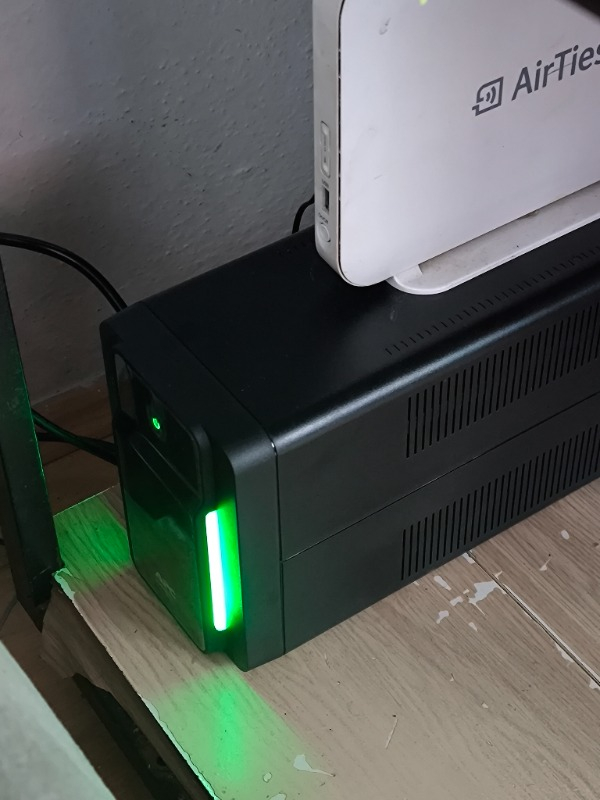 APC BVX900LI-GR 900VA Kesintisiz Güç Kaynağı