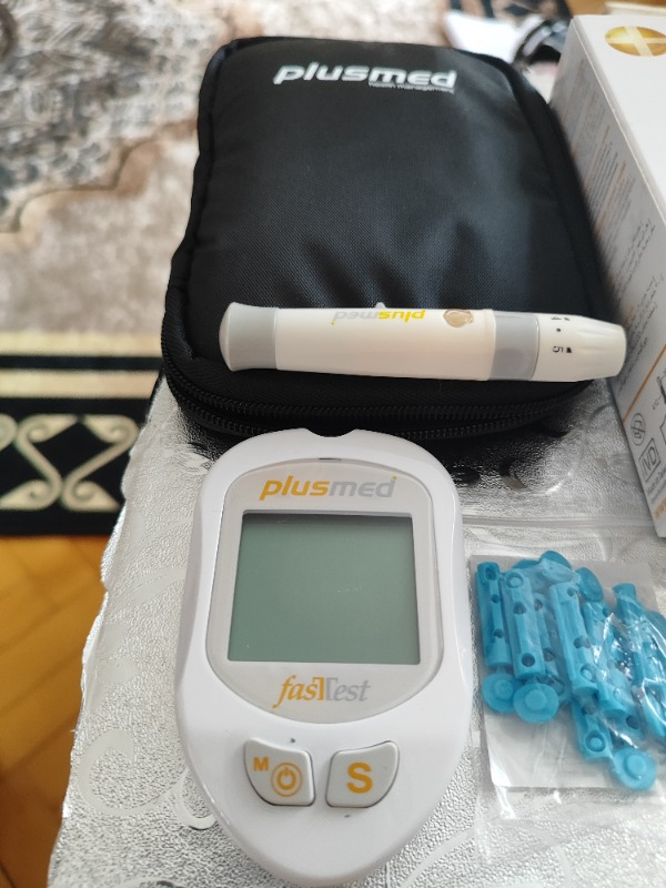PLUSMED  PM-100 Fasttest Kan Şeker  Cihazı