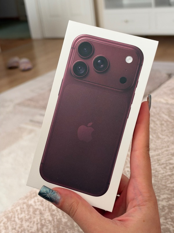 Apple iPhone 18 Pro 256 GB Burgonya