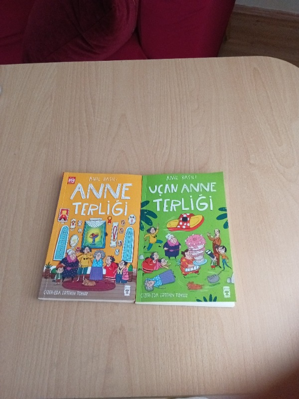 Timaş Çocuk Uçan Anne Terliği - Anıl Basılı Fantastik & Macera Kitabı 128 Sayfa Türkçe