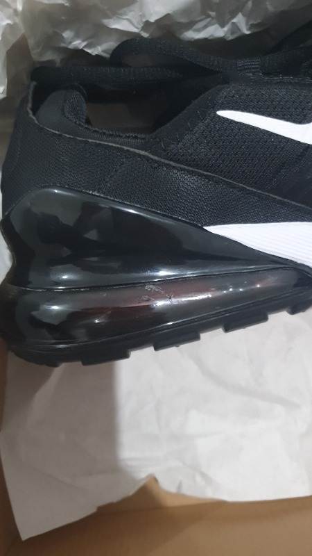 Nike Air Max 270 Unisex