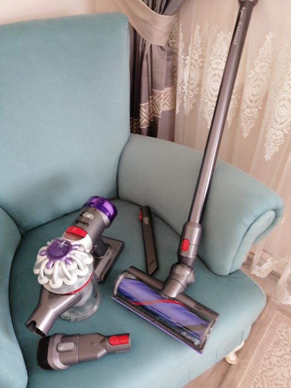 Dyson V8™ Advanced Kablosuz Süpürge 5025155106365