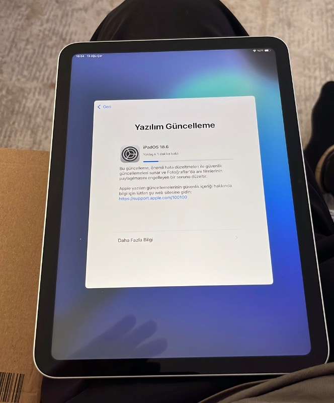 Apple iPad A16 11" 128GB Wi-Fi Tablet Gümüş MD3Y4TU/A