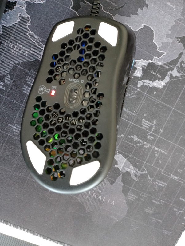 Glorious Model D Kablolu Parlak Siyah RGB Oyuncu Mouse 69Gr