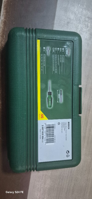 BOSCH 46 PARÇA CIRCIRLI TORNAVİDA BITS UÇ LOKMA VİDALAMA  SETİ.
