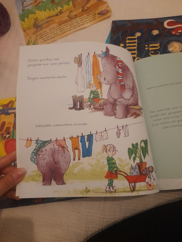 Gergedanlar Krep Yemez - Sara Ogilvie