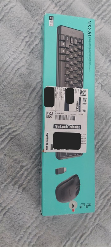 Logitech MK220 Kablosuz Türkçe Klavye Mouse Seti - Siyah