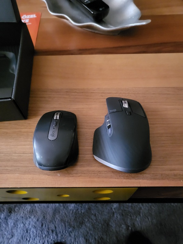 Logitech MX Master 3S Performans 8.000 DPI Optik Sensörlü Sessiz Kablosuz Mouse - Siyah
