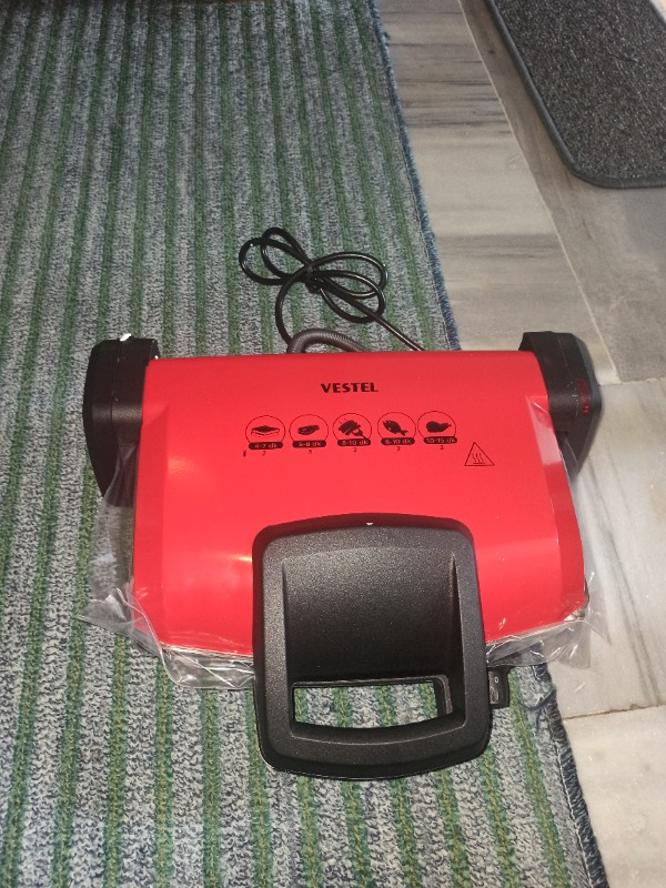 Vestel Sefa T2002 Kırmızı Tost Makinesi