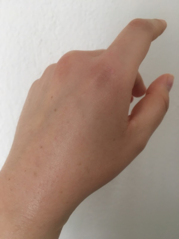Photoderm SPOT SPF50+ Leke Karşıtı, Glabridin İçeren Yüksek Korumalı Yüz ve Vücut Güneş Kremi 150 ml