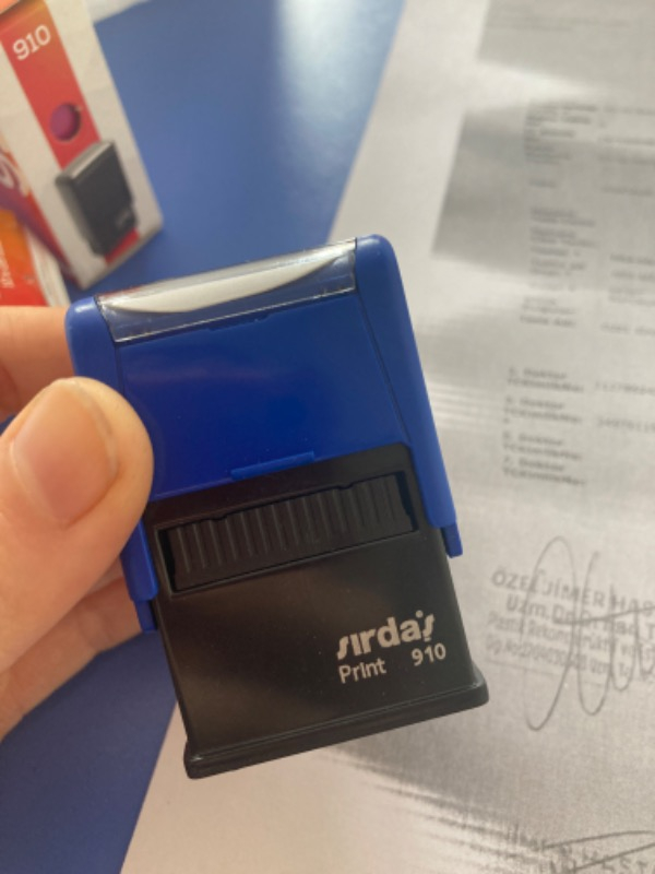 Sırdaş 910 Kişiye Özel İsim Ve Ünvan Kaşesi Mavi Keçe