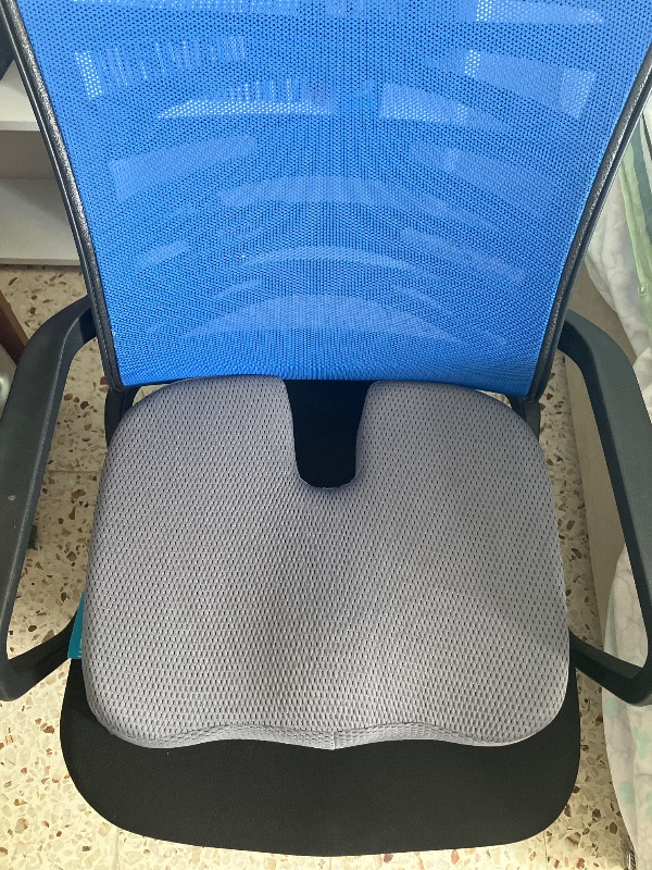 Viscofoam  Ortopedik Oturma Minderi Hemeroid Kuyruk Sokumu Coccyx Oturma Minderi Visco Minder Gri