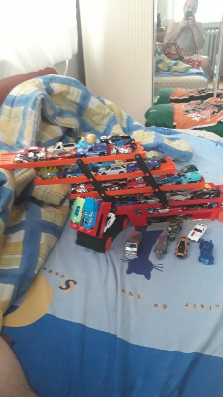 Hot Wheels Mega Mega Tır Turuncu, 50 Araç Kapasiteli, Rampalı GHR48