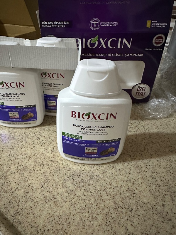 Bioxcin Siyah Sarımsak Şampuanı 3 al 2 öde (3x300ml)