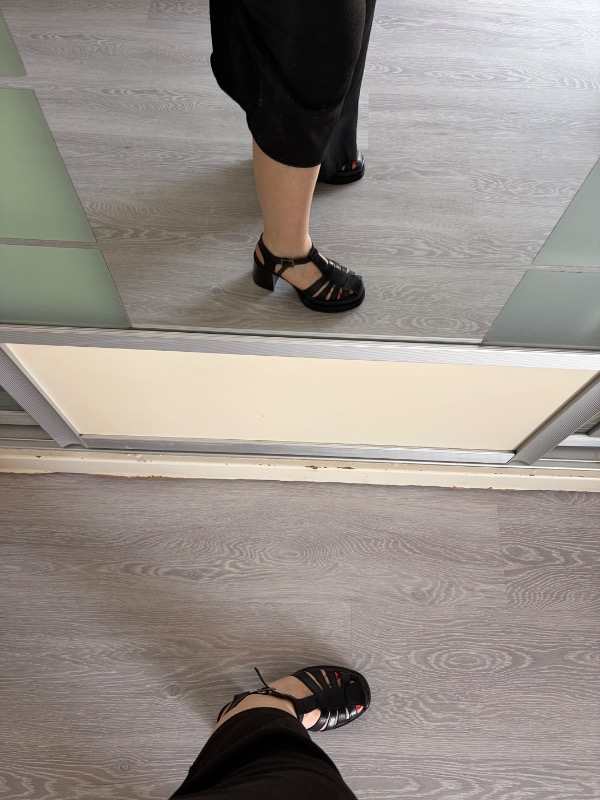 Luvi Rovena Siyah Platformlu Blok Topuklu Kadın Sandalet
