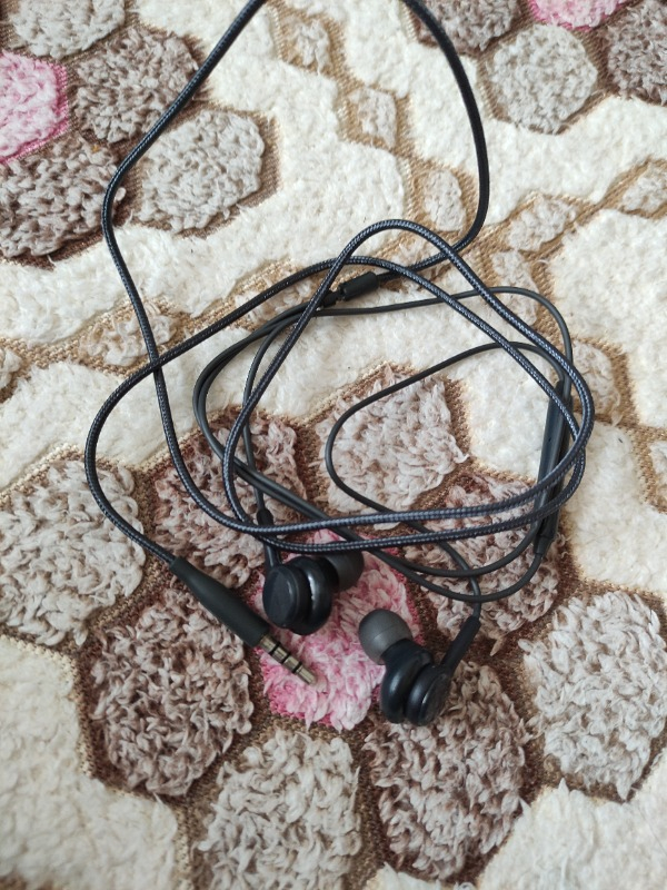 Akg Kulak Içi Kulaklık