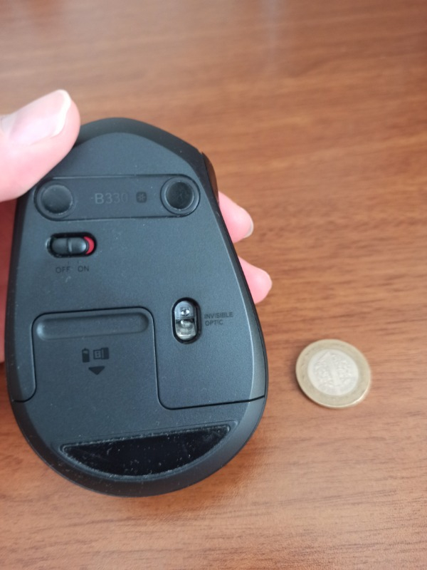 Logitech 910-004913 B330 Kablosuz Mouse Siyah